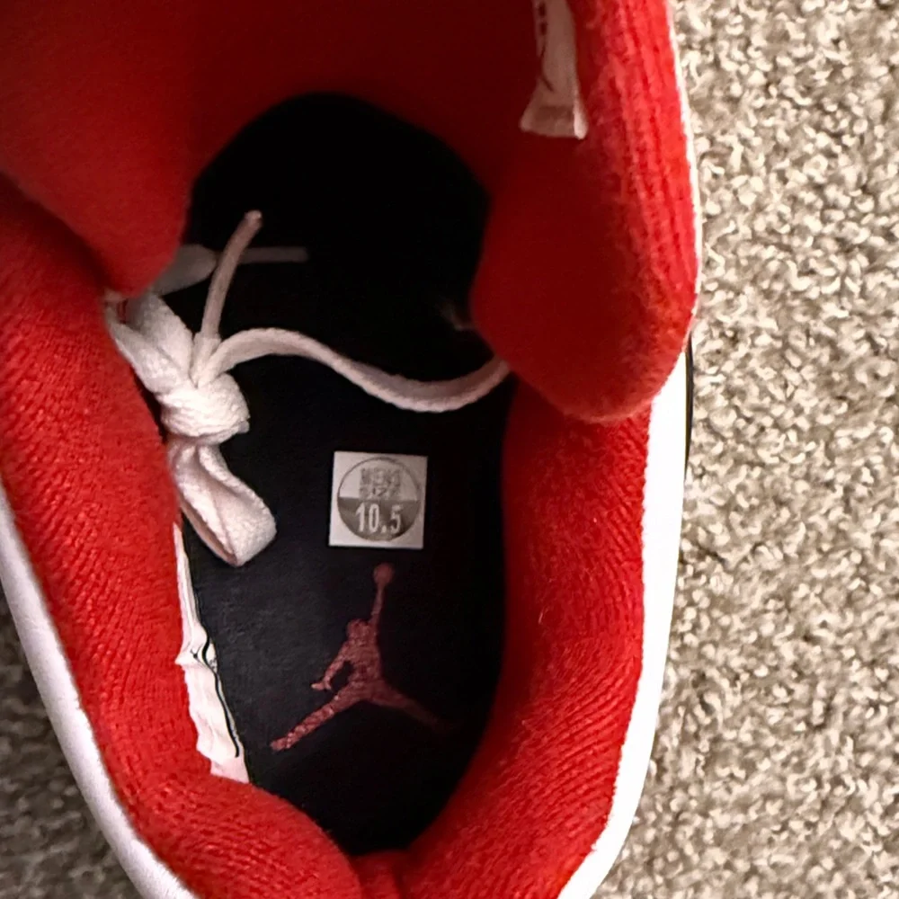 Nike Air Jordan 4 Retro OG Fire Red 2012 - Picture 12 of 16